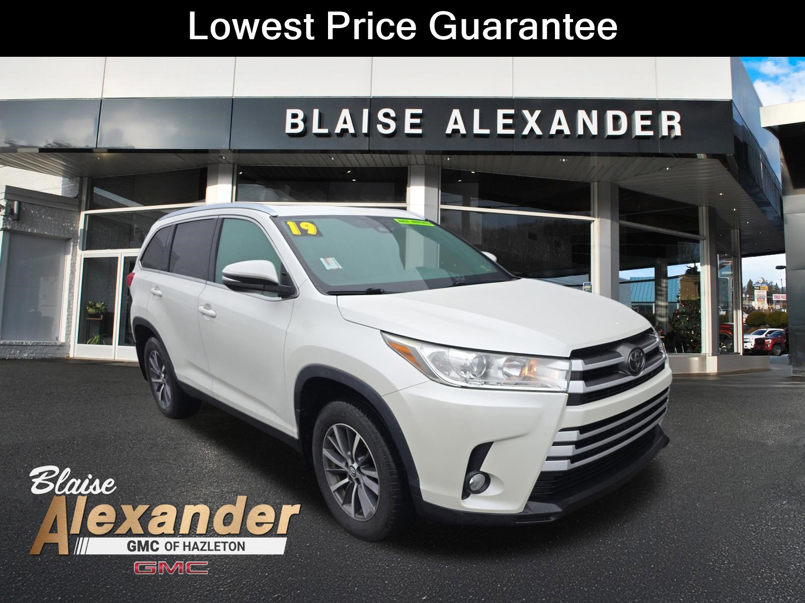 Used 2019 Toyota Highlander XLE video 1