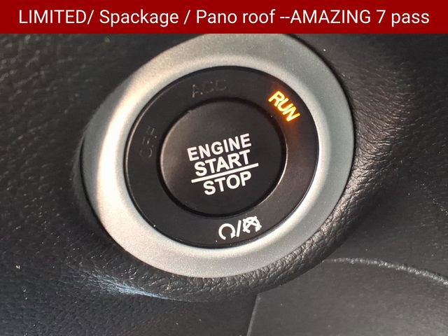 Used 2025 Chrysler Pacifica Limited FWD image 14