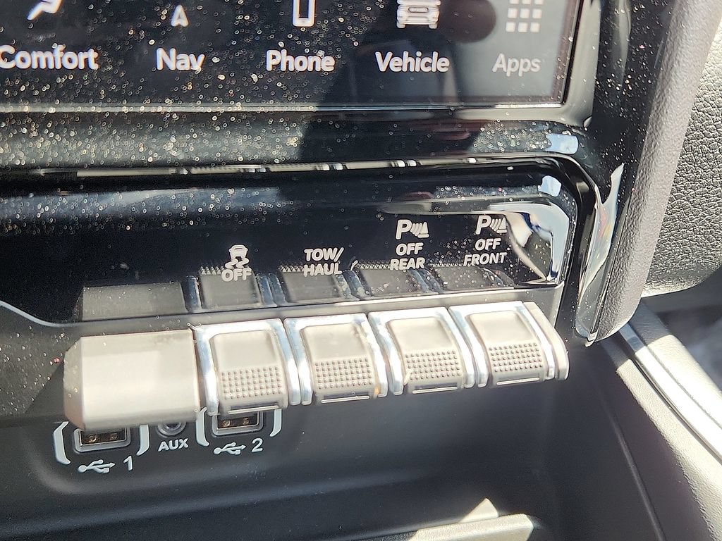Used 2023 RAM 1500 Laramie AWD/4WD image 24