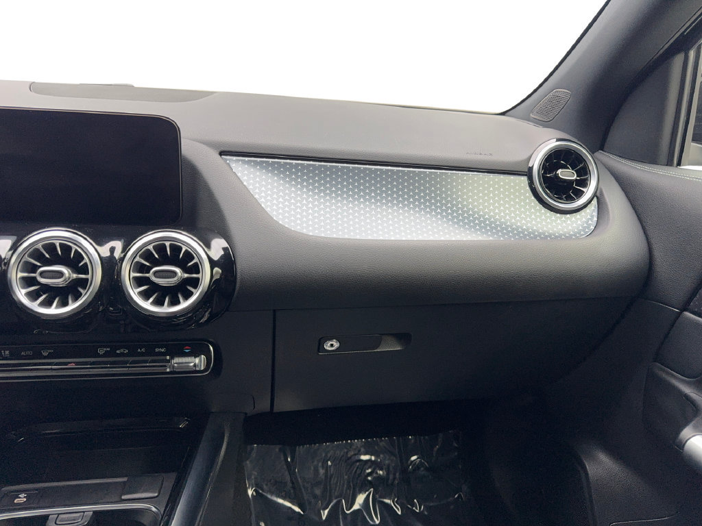 Used 2025 Mercedes-Benz GLA 250 image 57