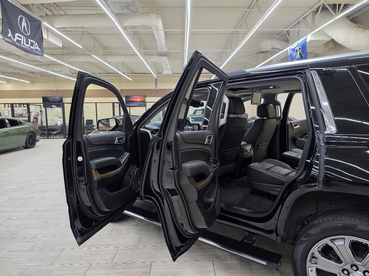 Used 2019 GMC Yukon Denali w/ Open Road Package AWD/4WD image 15