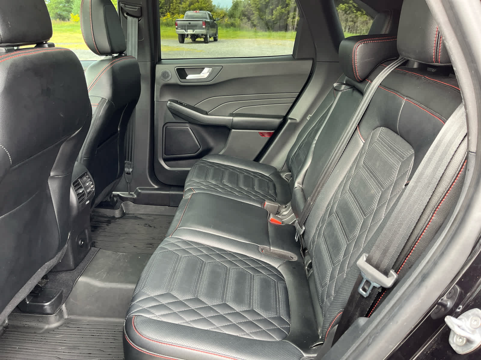 Used 2023 Ford Escape ST-Line Elite w/ Premium Technology Package AWD/4WD image 22