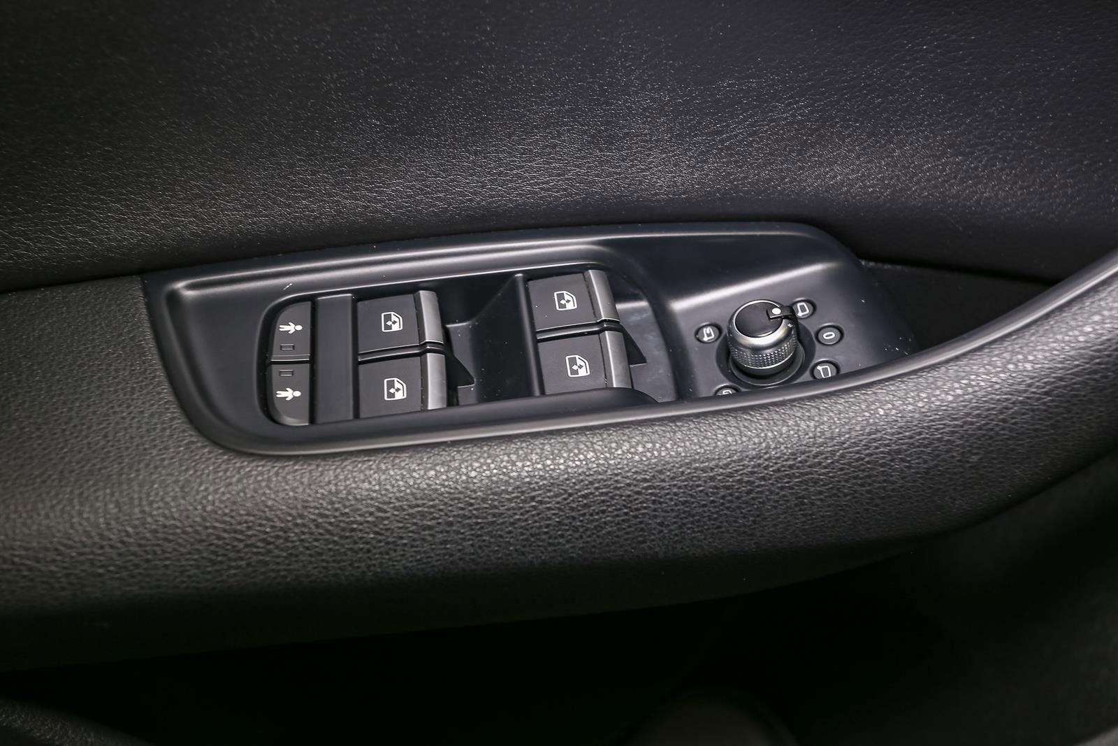 Used 2018 Audi Q7 3.0T Premium Plus w/ Premium Plus Package image 48