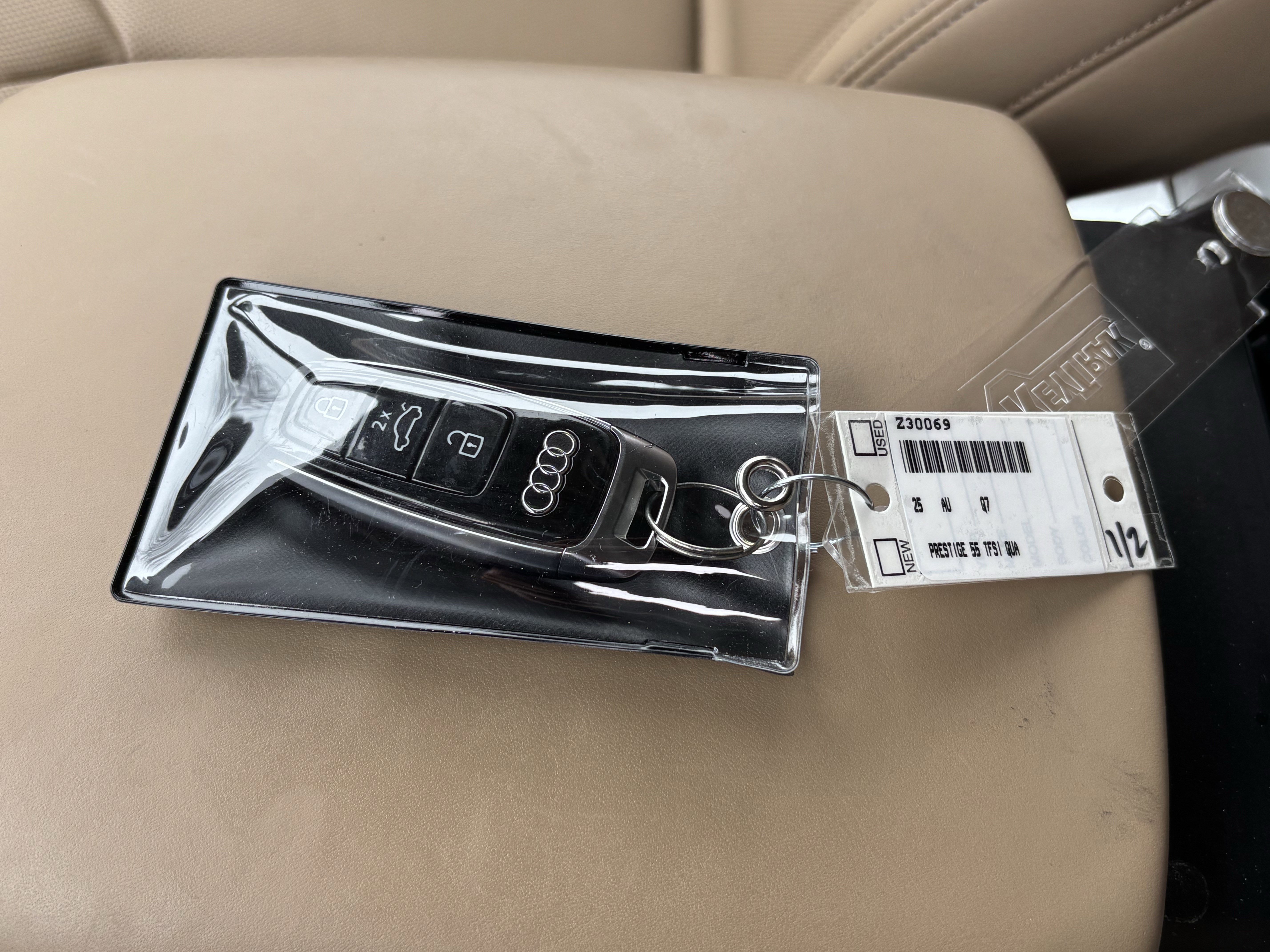 Used 2025 Audi Q7 3.0T Prestige w/ Prestige Package image 37