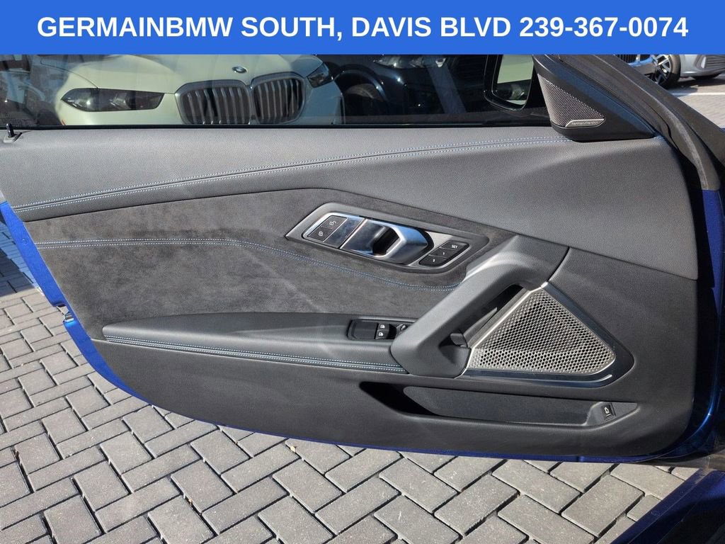 Certified 2025 BMW Z4 M40i w/ Premium Package RWD image 29