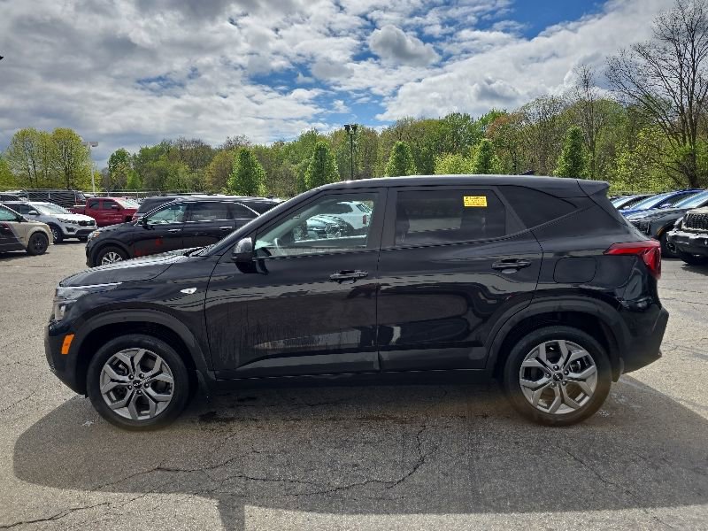 Certified 2024 Kia Seltos LX AWD/4WD image 4