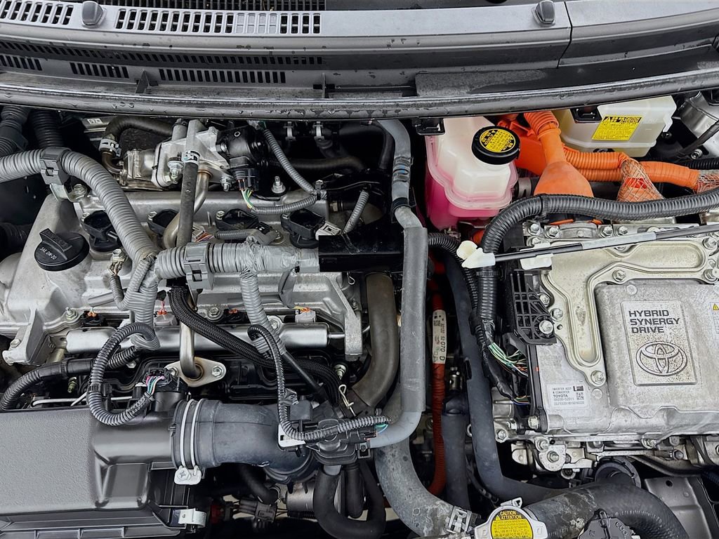 Used 2015 Toyota Prius C Two FWD image 34