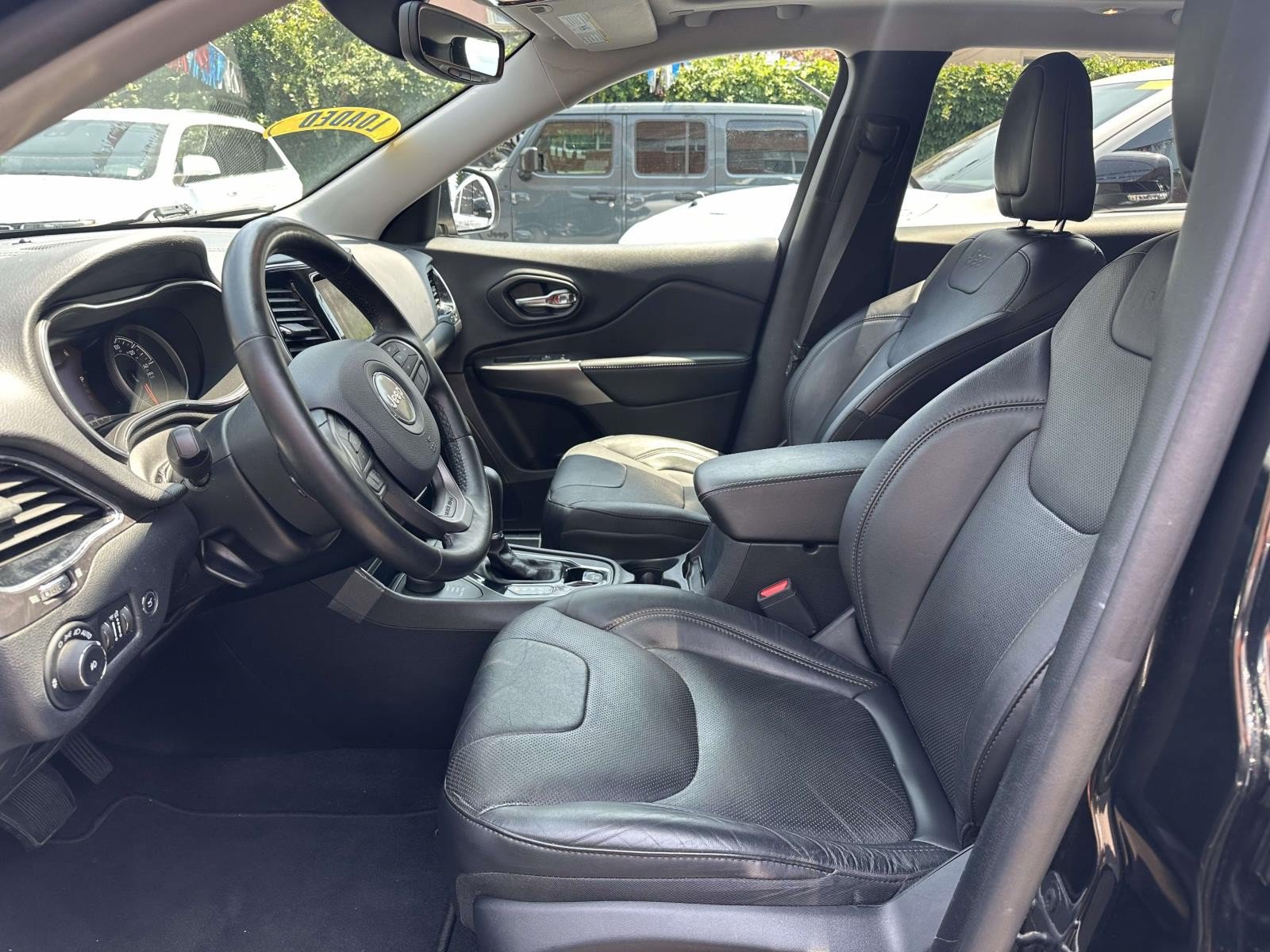 Certified 2020 Jeep Cherokee Limited AWD/4WD image 14