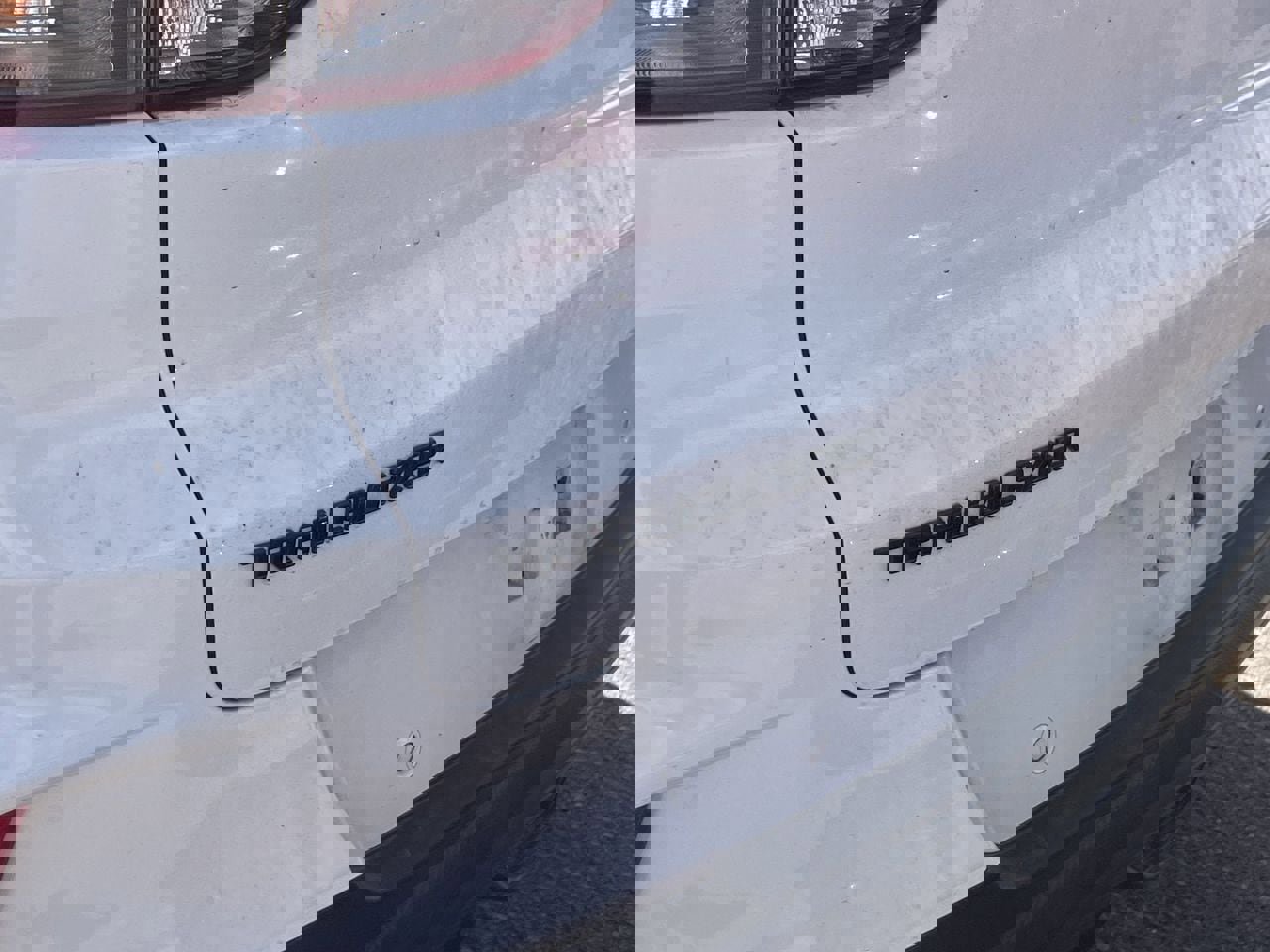 Used 2021 Chevrolet TrailBlazer RS w/ Sun and Liftgate Package image 18