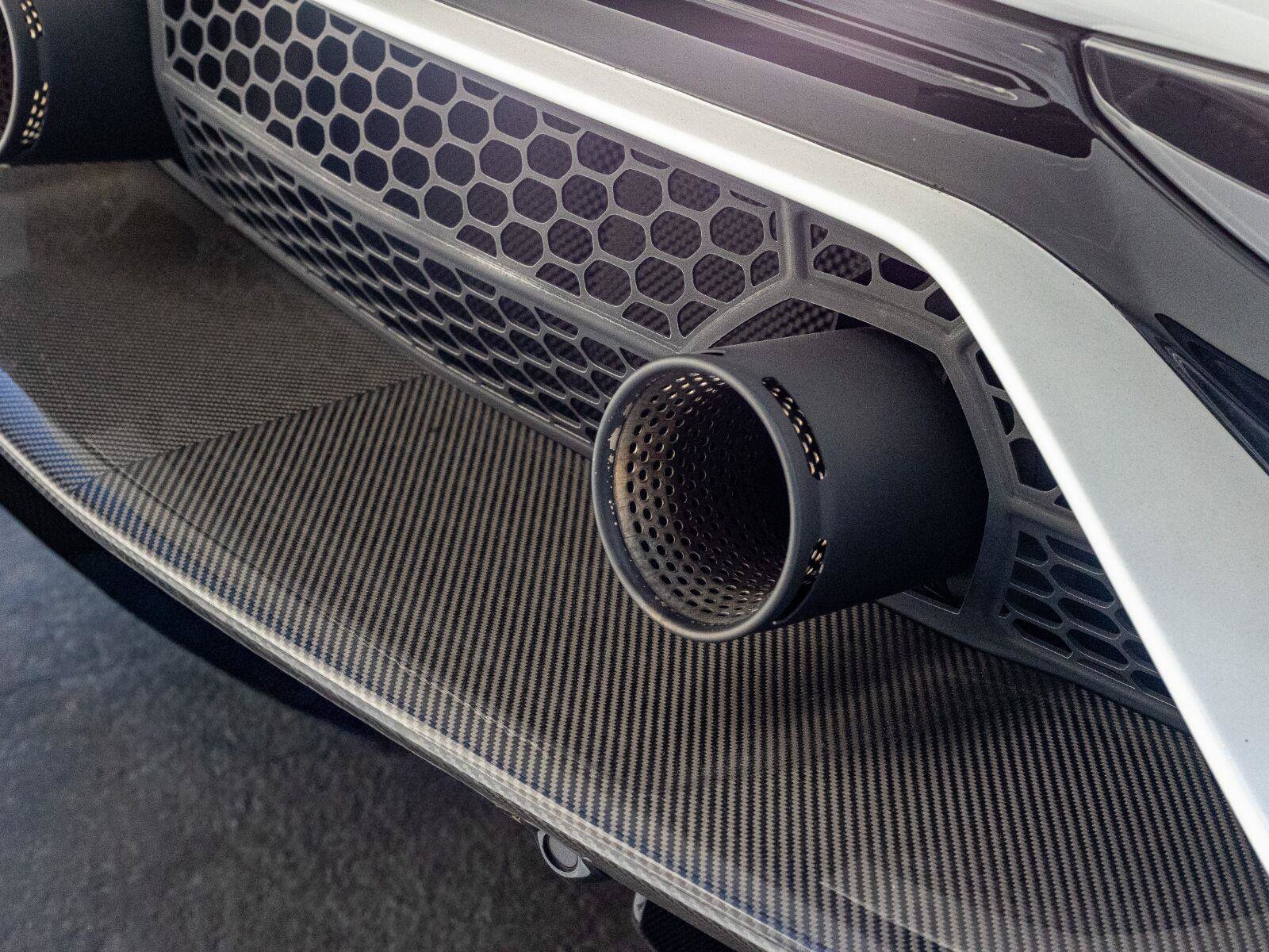Used 2020 Lamborghini Aventador SVJ AWD/4WD image 52