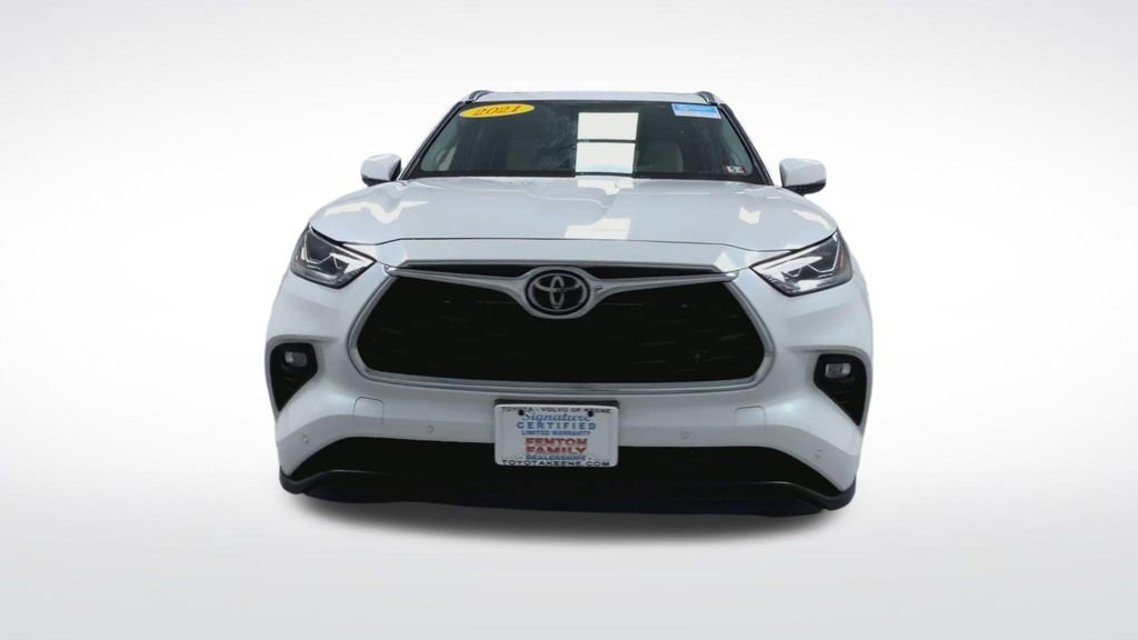 Used 2021 Toyota Highlander Limited image 21