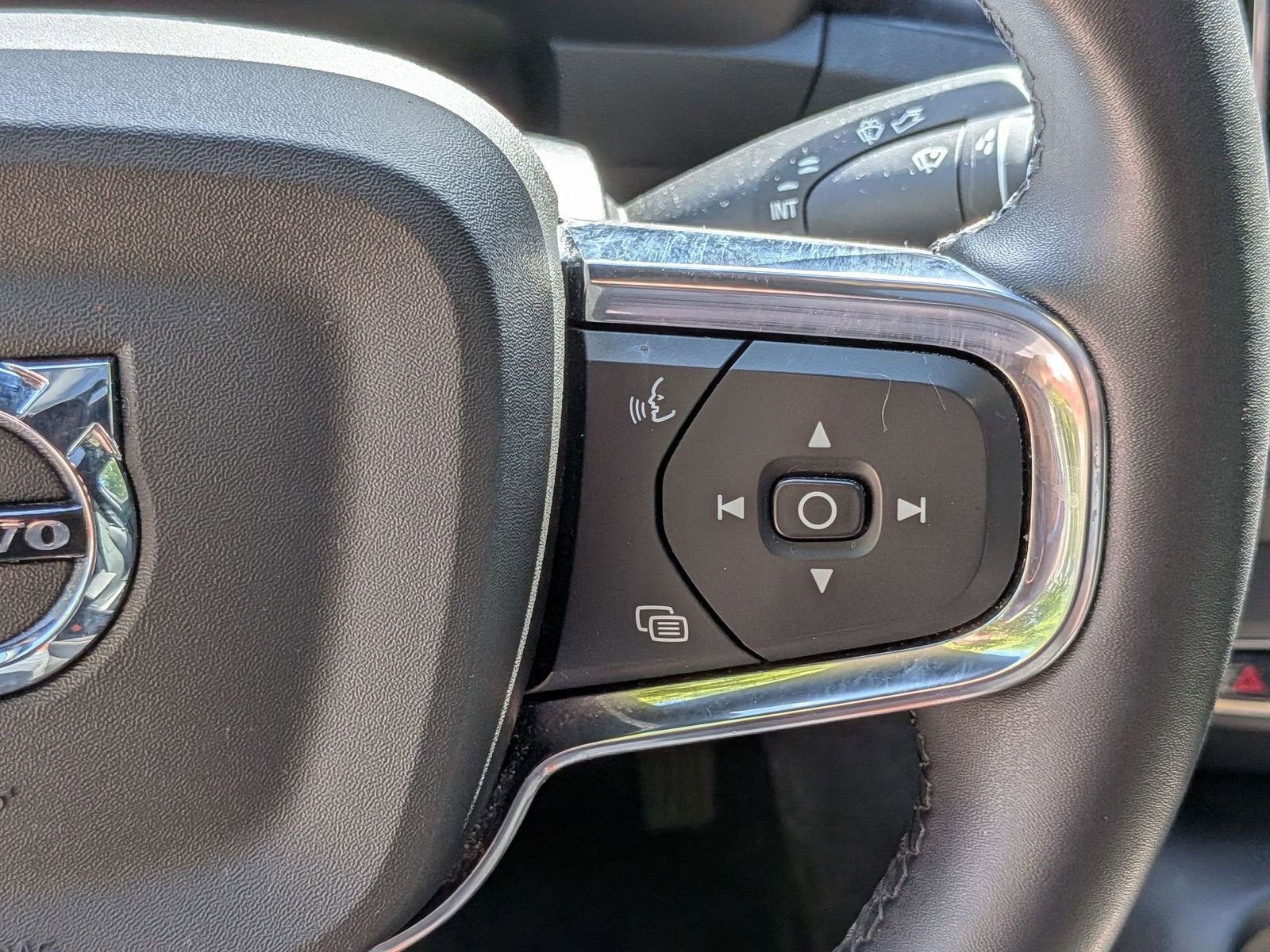 Used 2023 Volvo C40 P8 Recharge Ultimate w/ Protection Package Premier AWD/4WD image 19