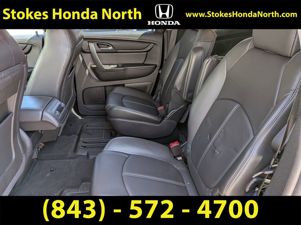 Used 2017 Chevrolet Traverse LT image 19