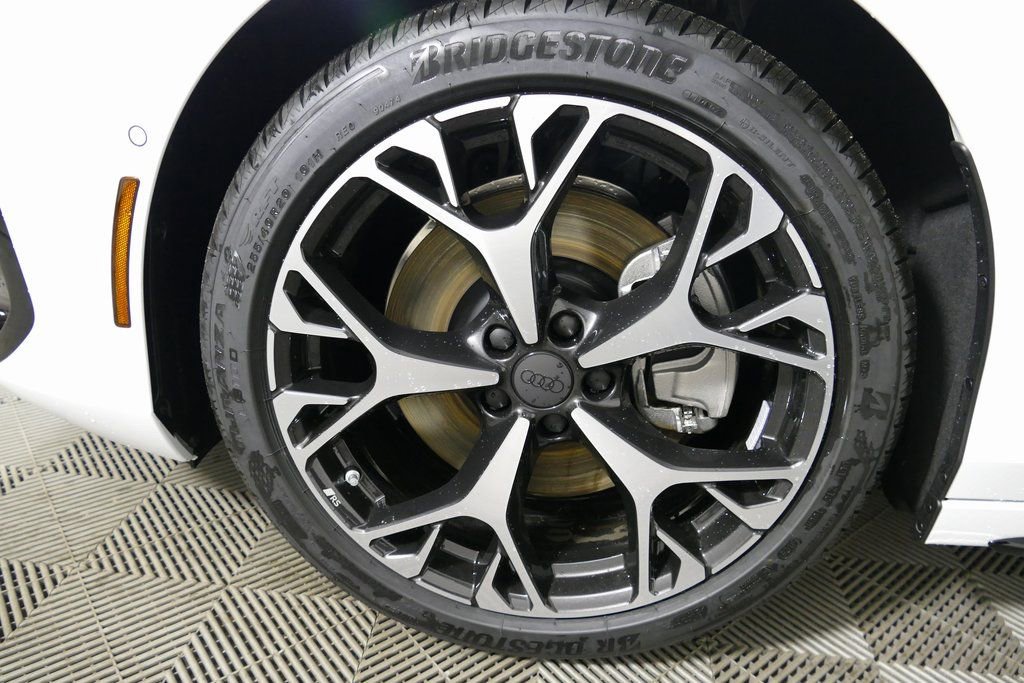 New 2026 Audi A6 Premium Plus AWD/4WD image 9
