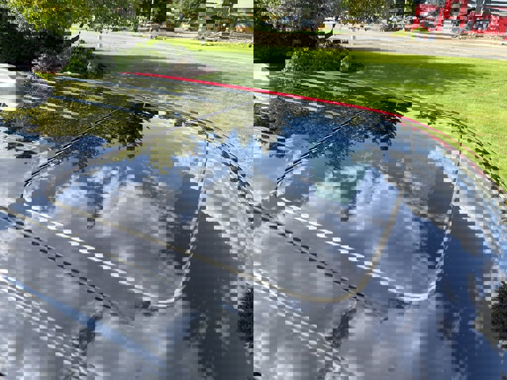 New 2025 Ford Maverick Lariat w/ Black Appearance Package image 9