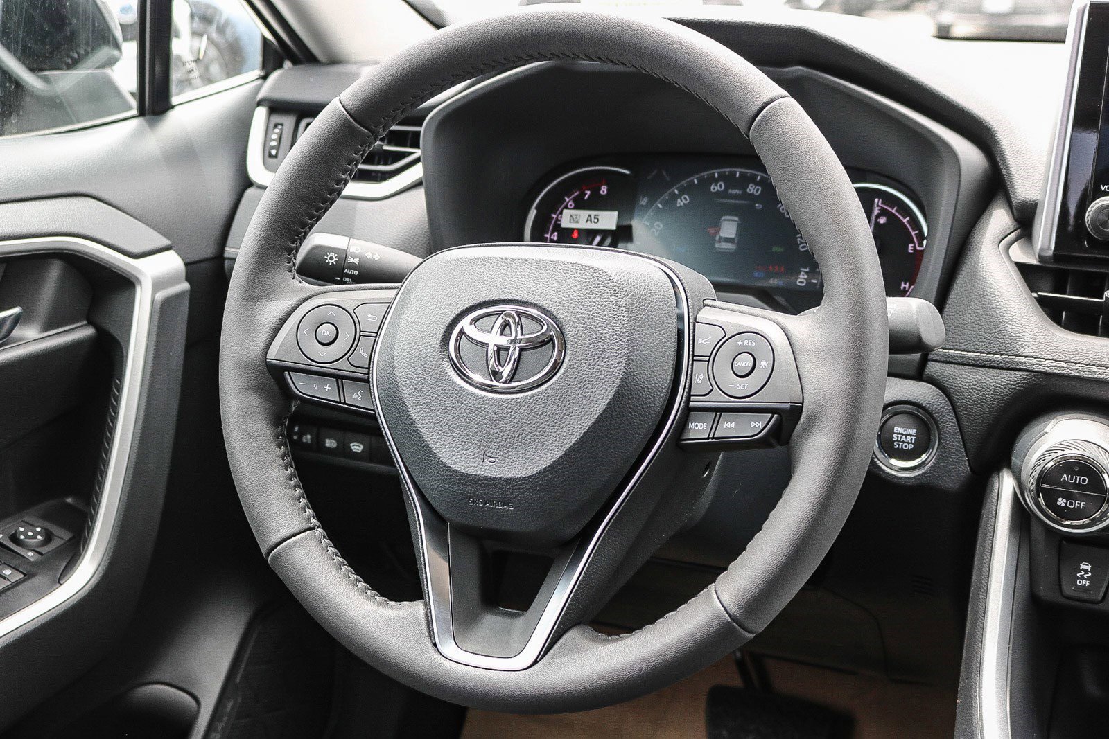 New 2025 Toyota RAV4 XLE image 17