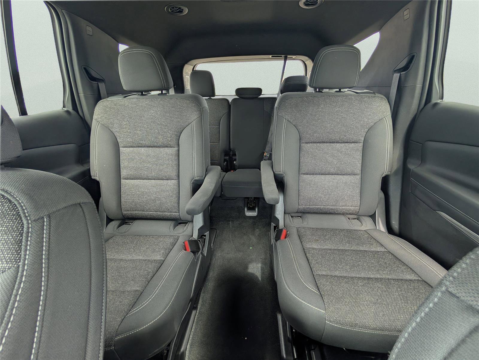 Used 2024 Chevrolet Traverse LT image 13