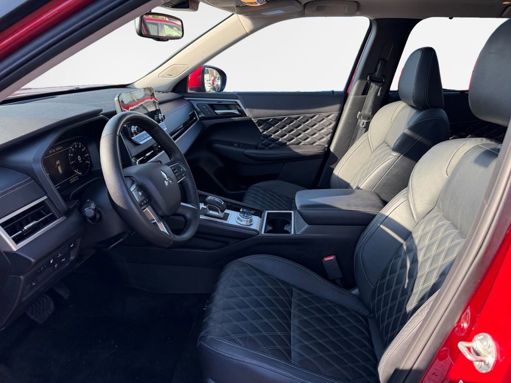 Used 2023 Mitsubishi Outlander SEL image 12