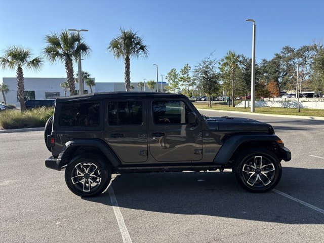 Used 2025 Jeep Wrangler Sport S w/ Convenience Group image 9