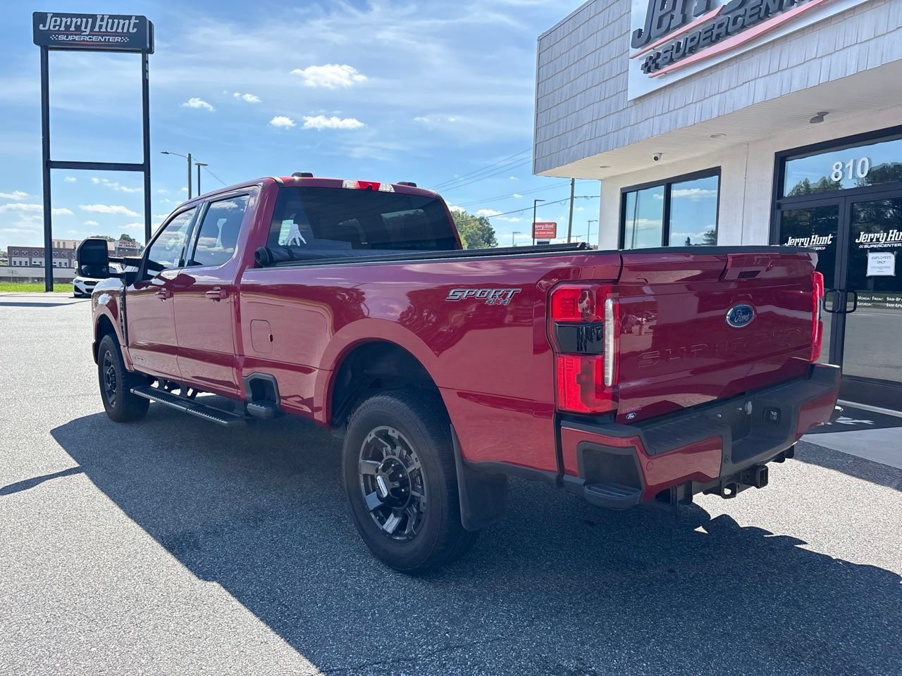 Used 2023 Ford F350 XLT w/ XLT Premium Package AWD/4WD image 5