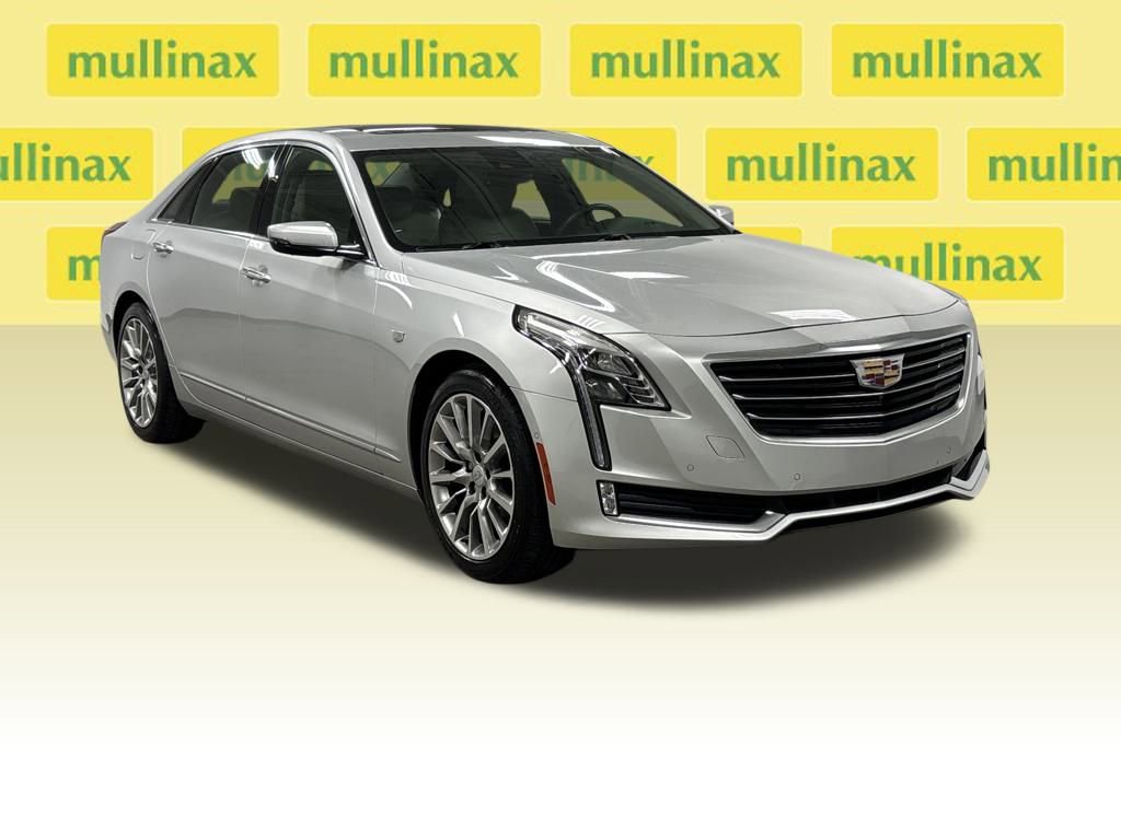 Used 2018 Cadillac CT6 Luxury image 2