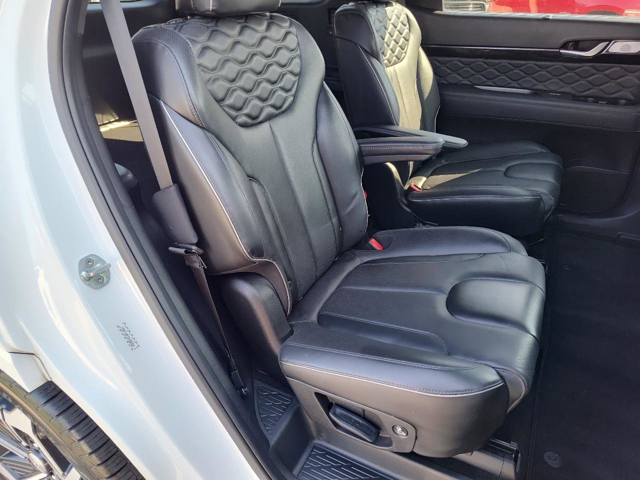 Used 2021 Hyundai Palisade Calligraphy image 26