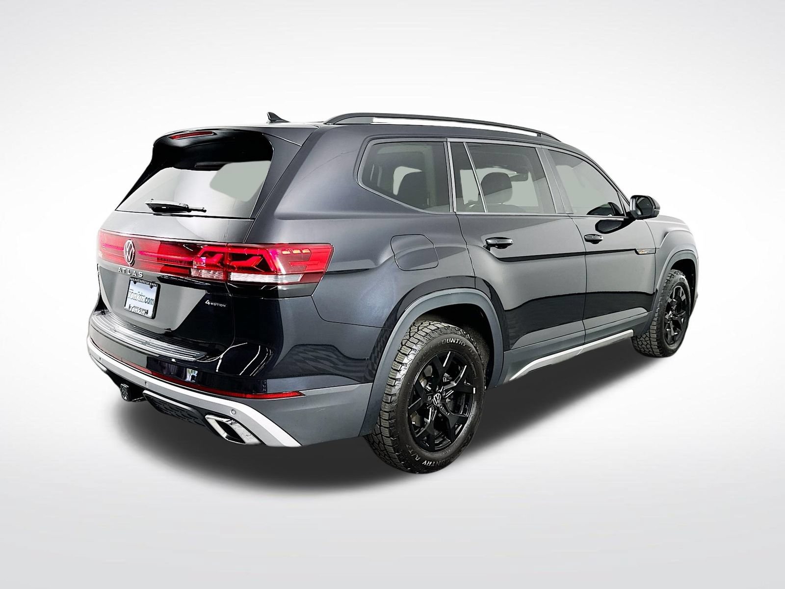 Used 2024 Volkswagen Atlas Peak Edition SE AWD/4WD image 8