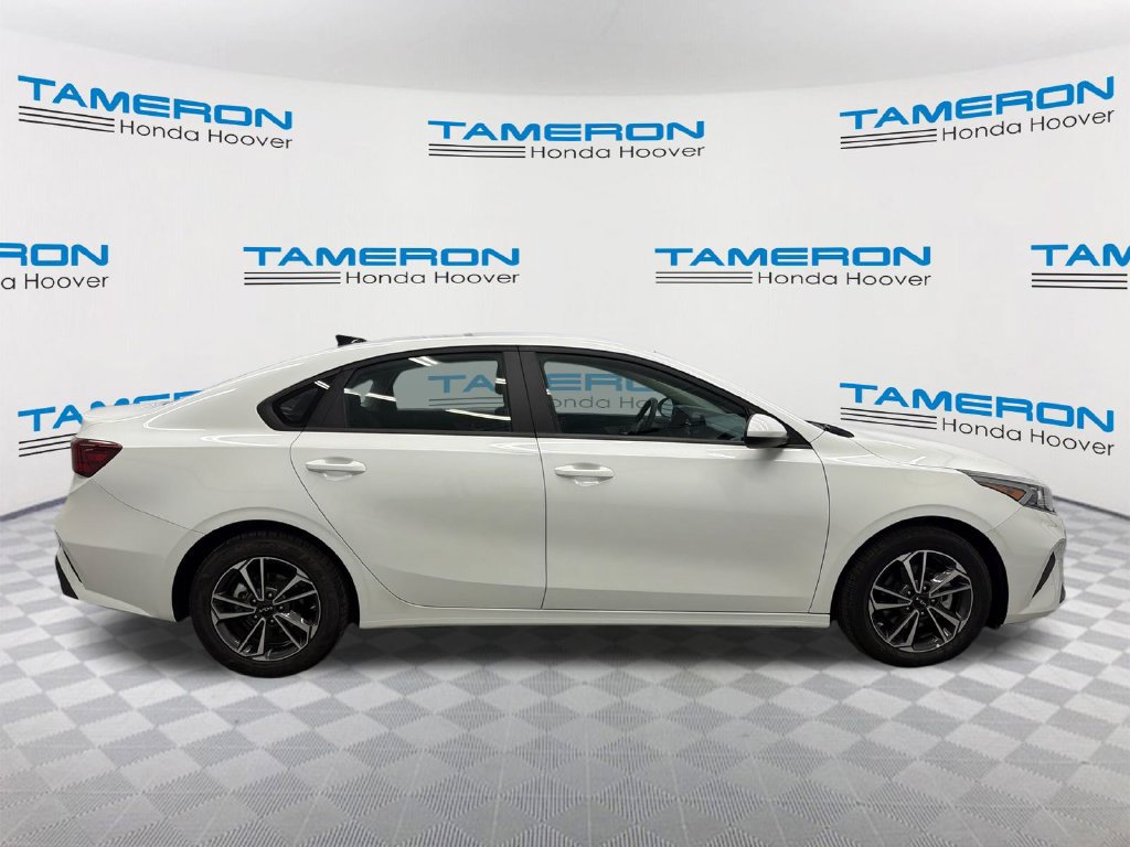 Used 2024 Kia Forte LXS FWD image 6