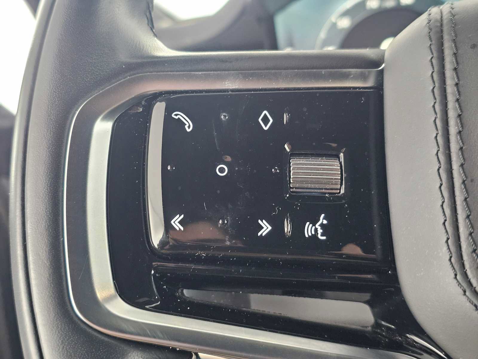 Used 2023 Land Rover Range Rover Sport SE image 27