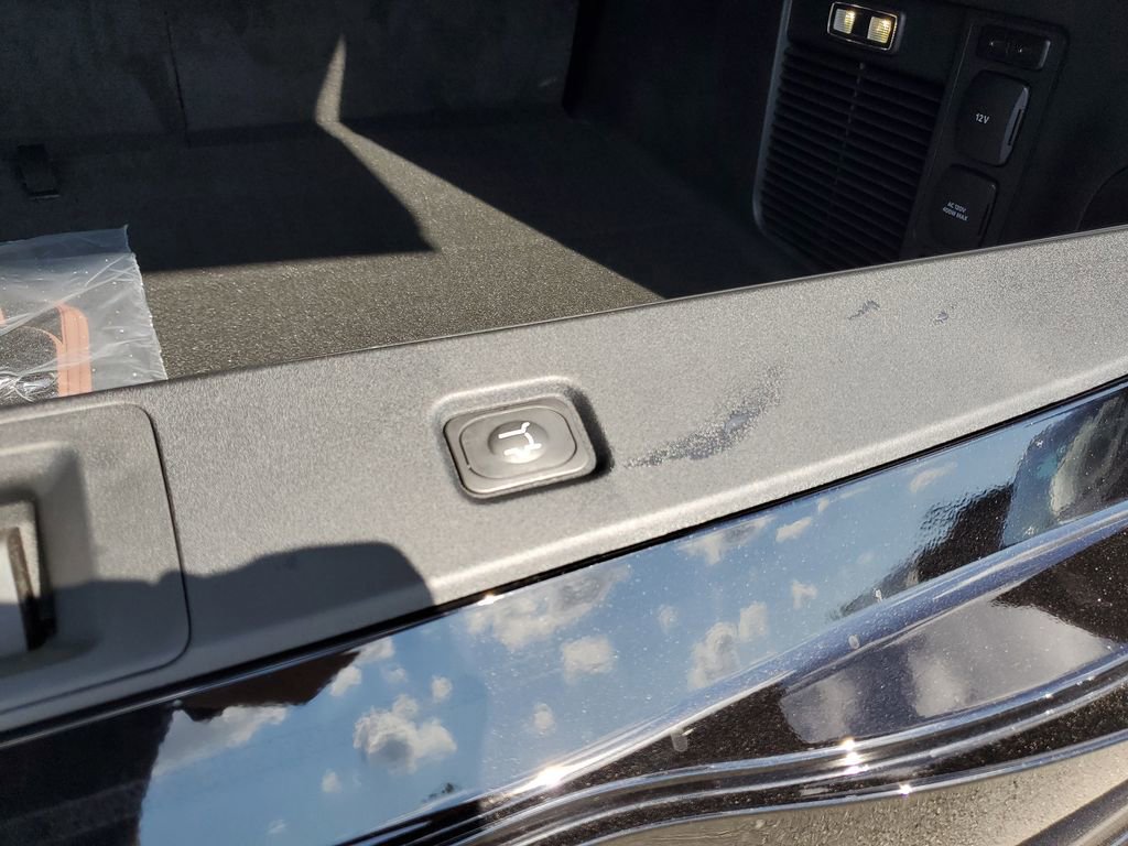 New 2025 Lincoln Navigator L Reserve image 7