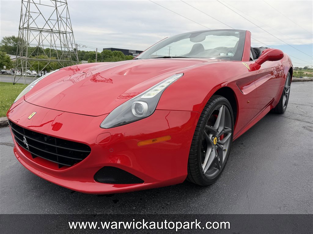 Used 2016 Ferrari California T RWD image 5