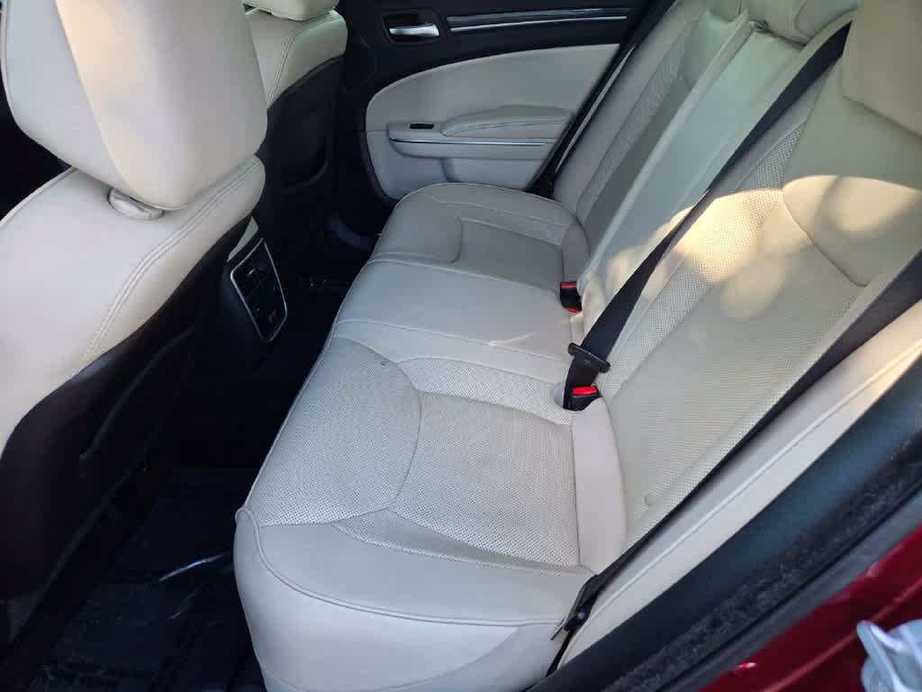Used 2017 Chrysler 300 C w/ Safetytec Plus Group RWD image 13