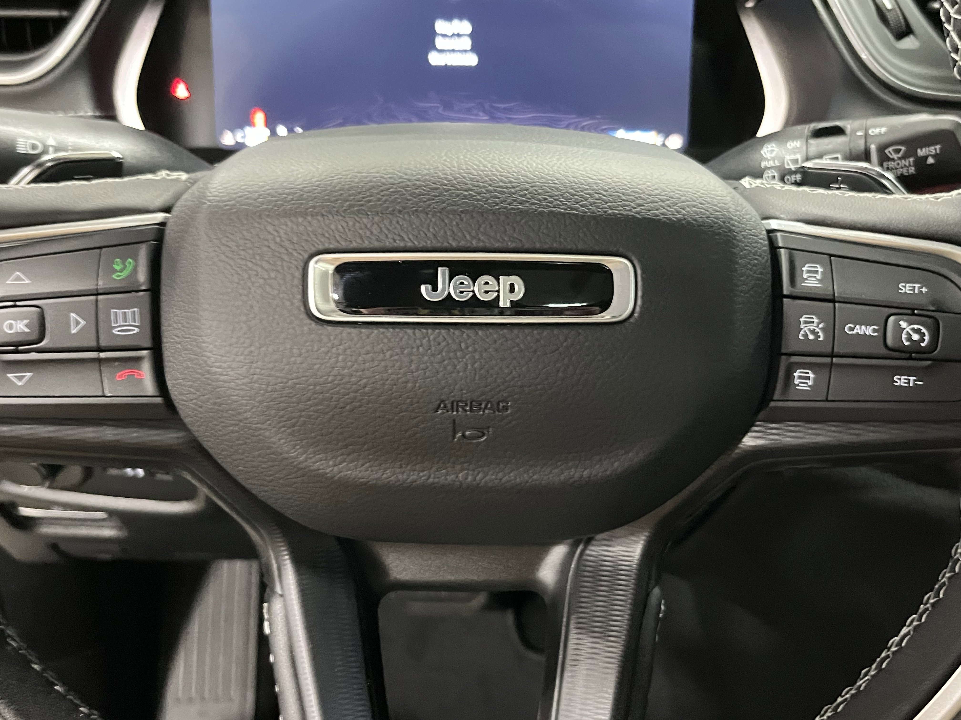 Certified 2025 Jeep Grand Cherokee Laredo X w/ Luxury Tech Group I image 22