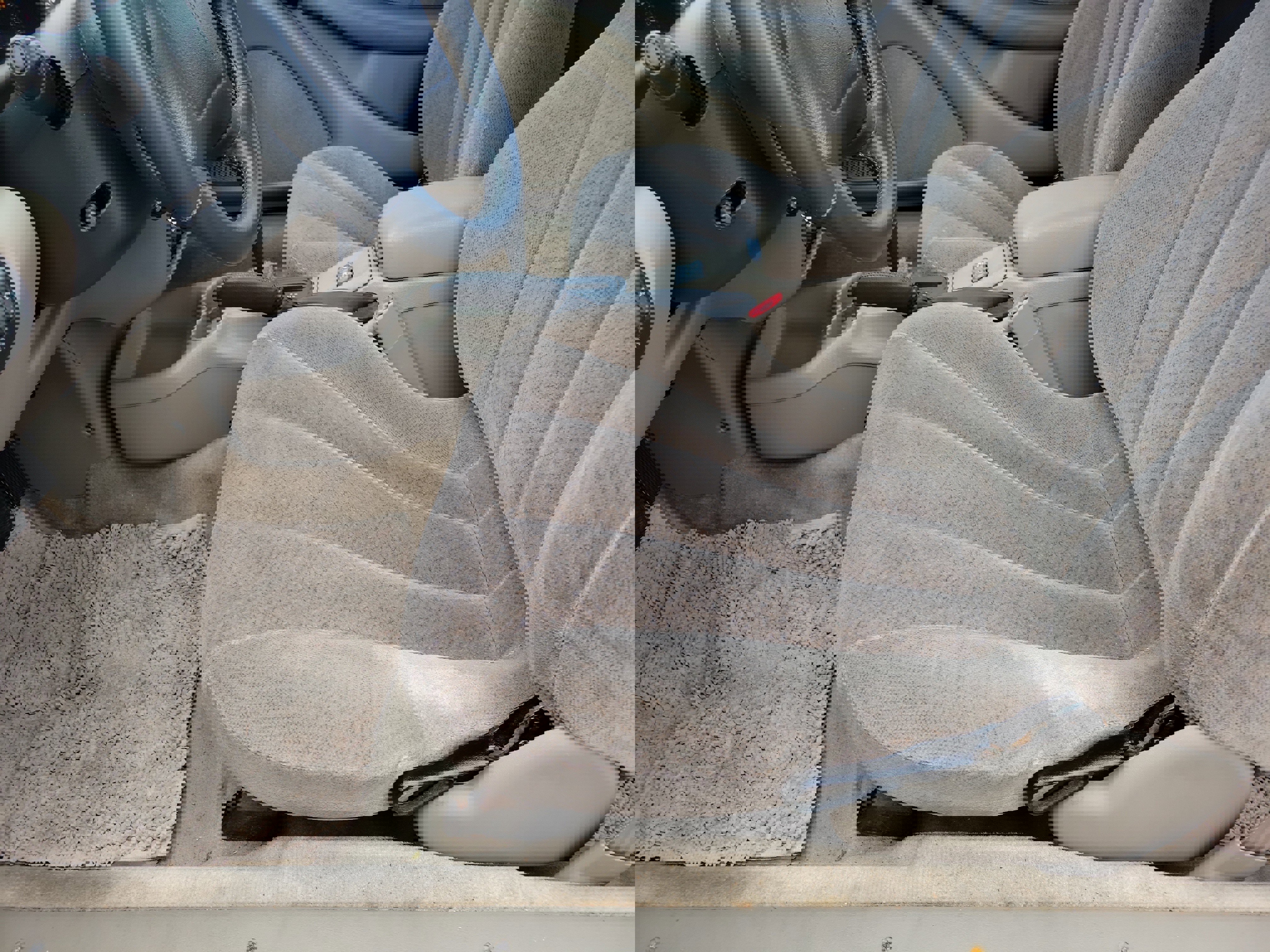 Used 2000 Pontiac Sunfire GT image 11