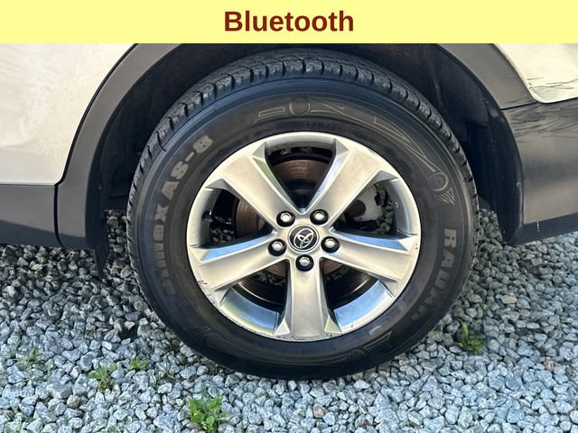 Used 2015 Toyota RAV4 XLE AWD/4WD image 9