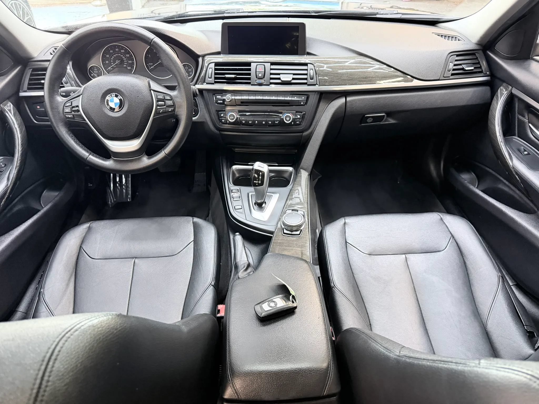 Used 2015 BMW 328d xDrive Sedan AWD/4WD image 17