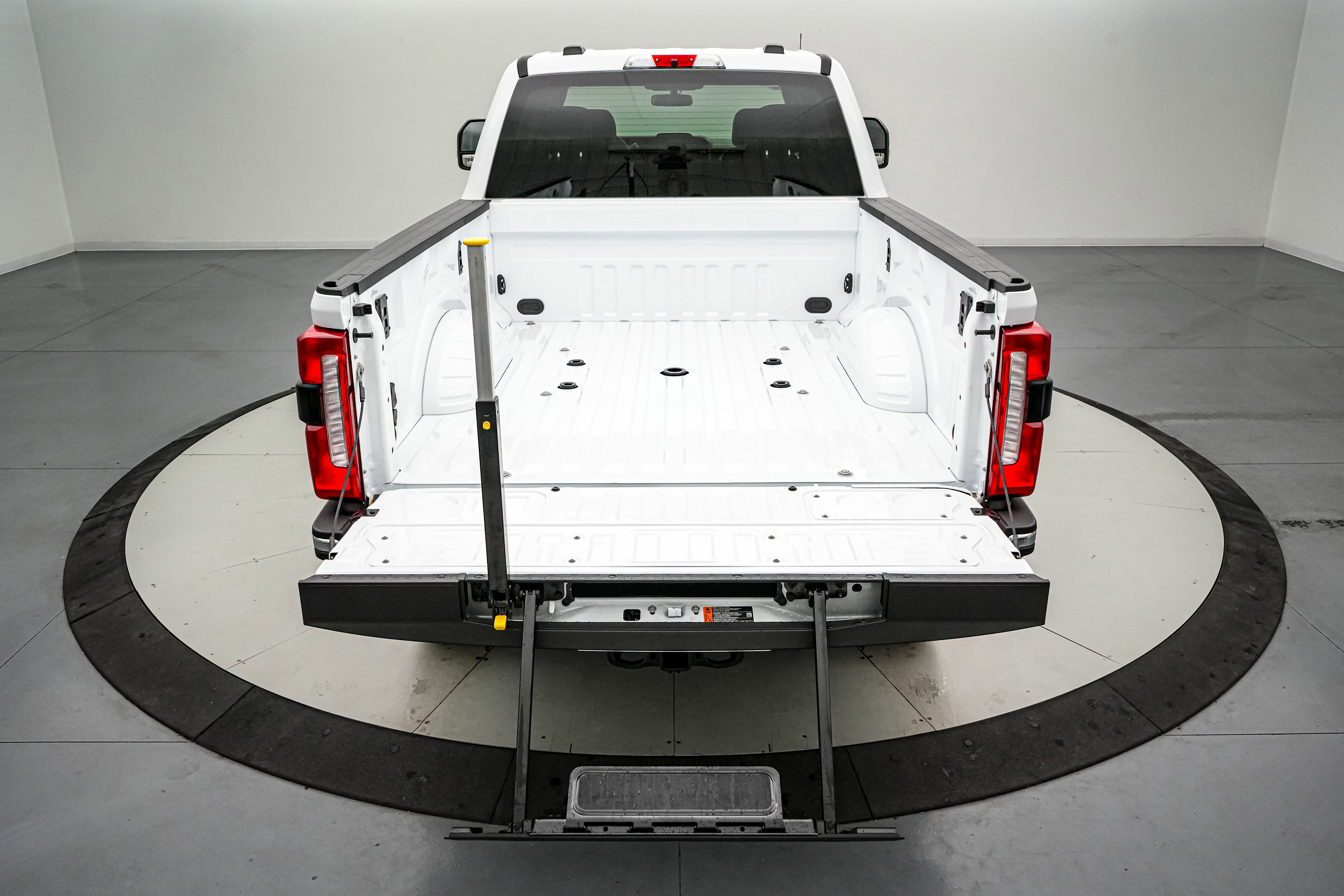 New 2026 Ford F250 Lariat w/ Tremor Off-Road Package AWD/4WD image 6