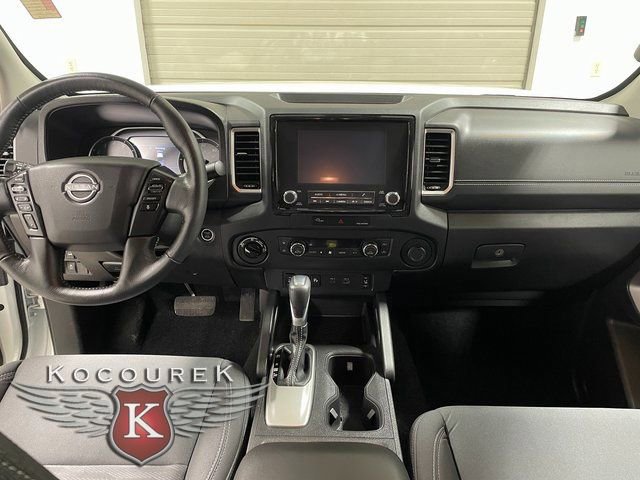 Used 2024 Nissan Frontier SV w/ SV Convenience Package AWD/4WD image 13