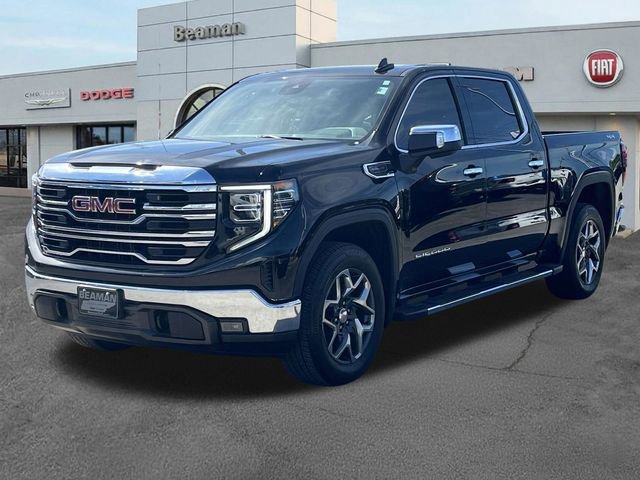 Used 2023 GMC Sierra 1500 SLT w/ SLT Premium Package AWD/4WD image 3