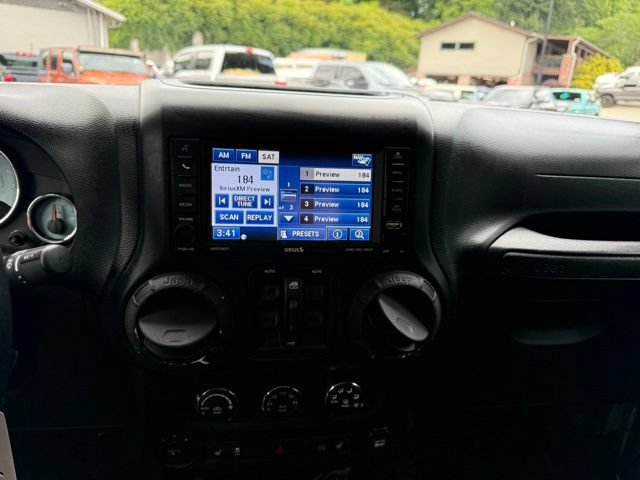 Used 2012 Jeep Wrangler Unlimited Sahara AWD/4WD image 36