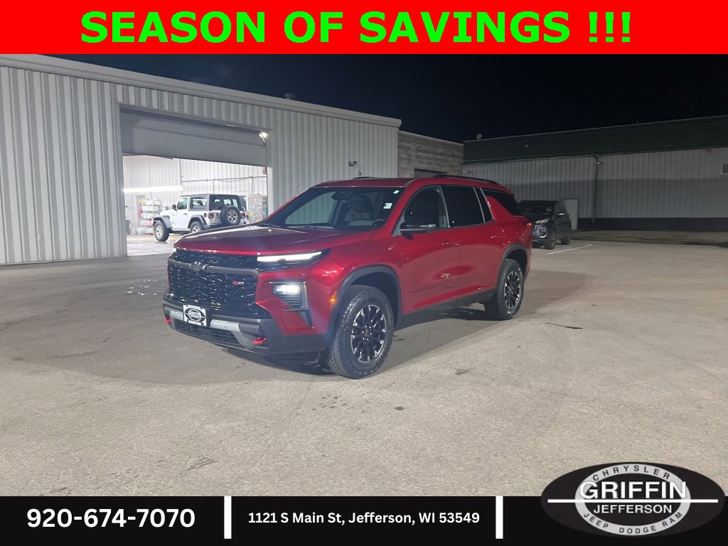 Used 2024 Chevrolet Traverse Z71 w/ Enhanced Driving Package image 3