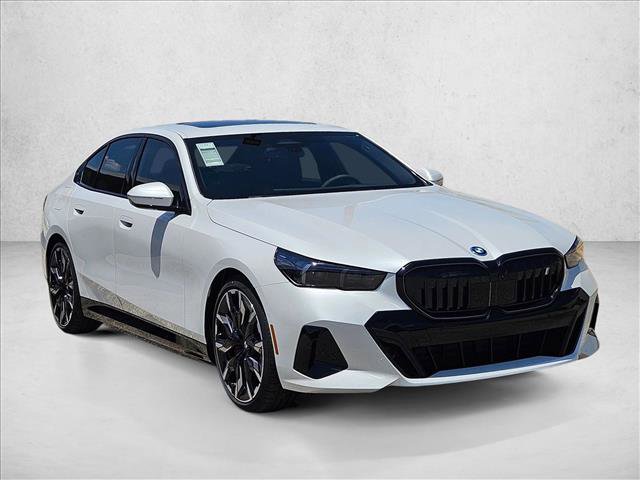 New 2026 BMW i5 eDrive40 w/ M Sport Package AWD/4WD image 3