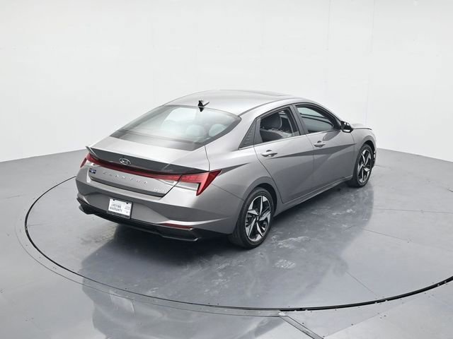 Used 2023 Hyundai Elantra Limited image 40