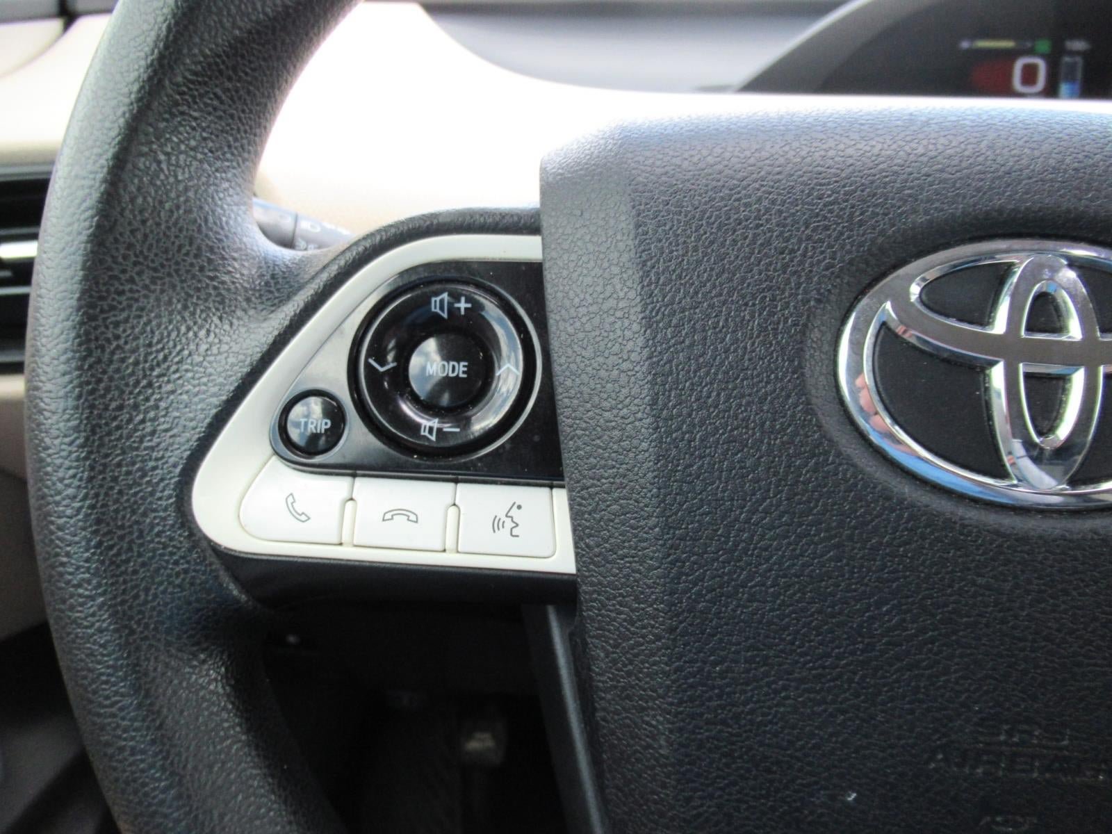 Used 2016 Toyota Prius Two FWD image 23