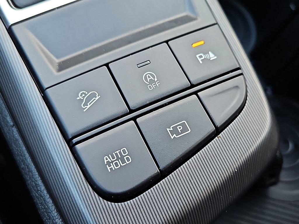 Certified 2026 Kia Sportage EX AWD/4WD image 17