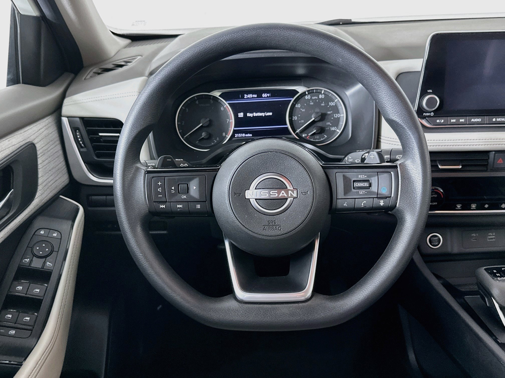 Used 2023 Nissan Rogue SV FWD image 18