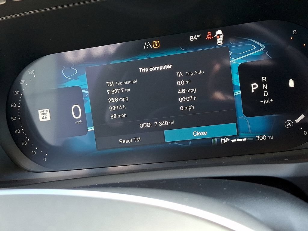 Certified 2025 Volvo XC90 B5 Core AWD/4WD image 19