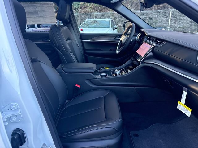 New 2025 Jeep Grand Cherokee Limited image 9