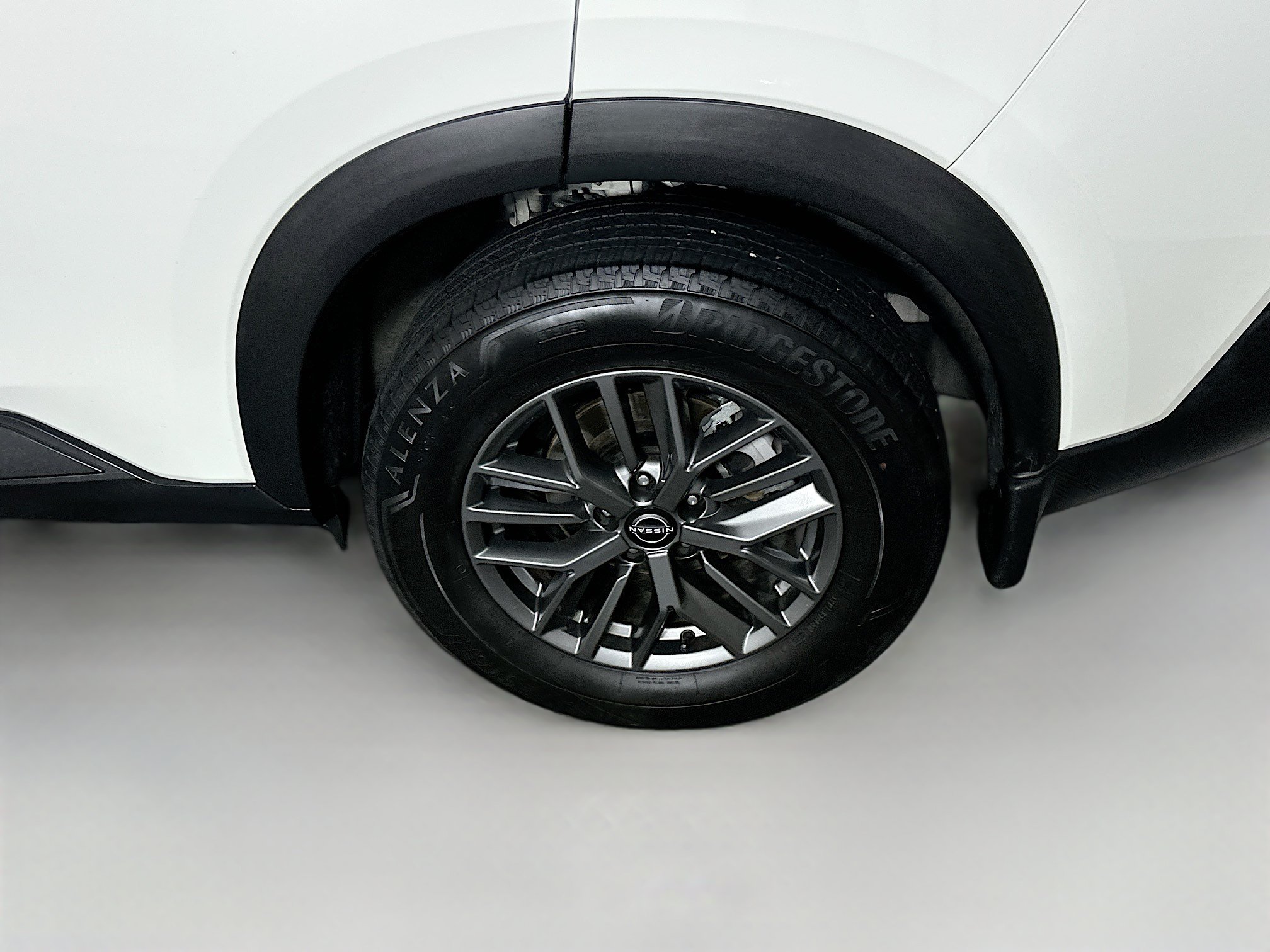 Used 2023 Nissan Rogue S FWD image 11