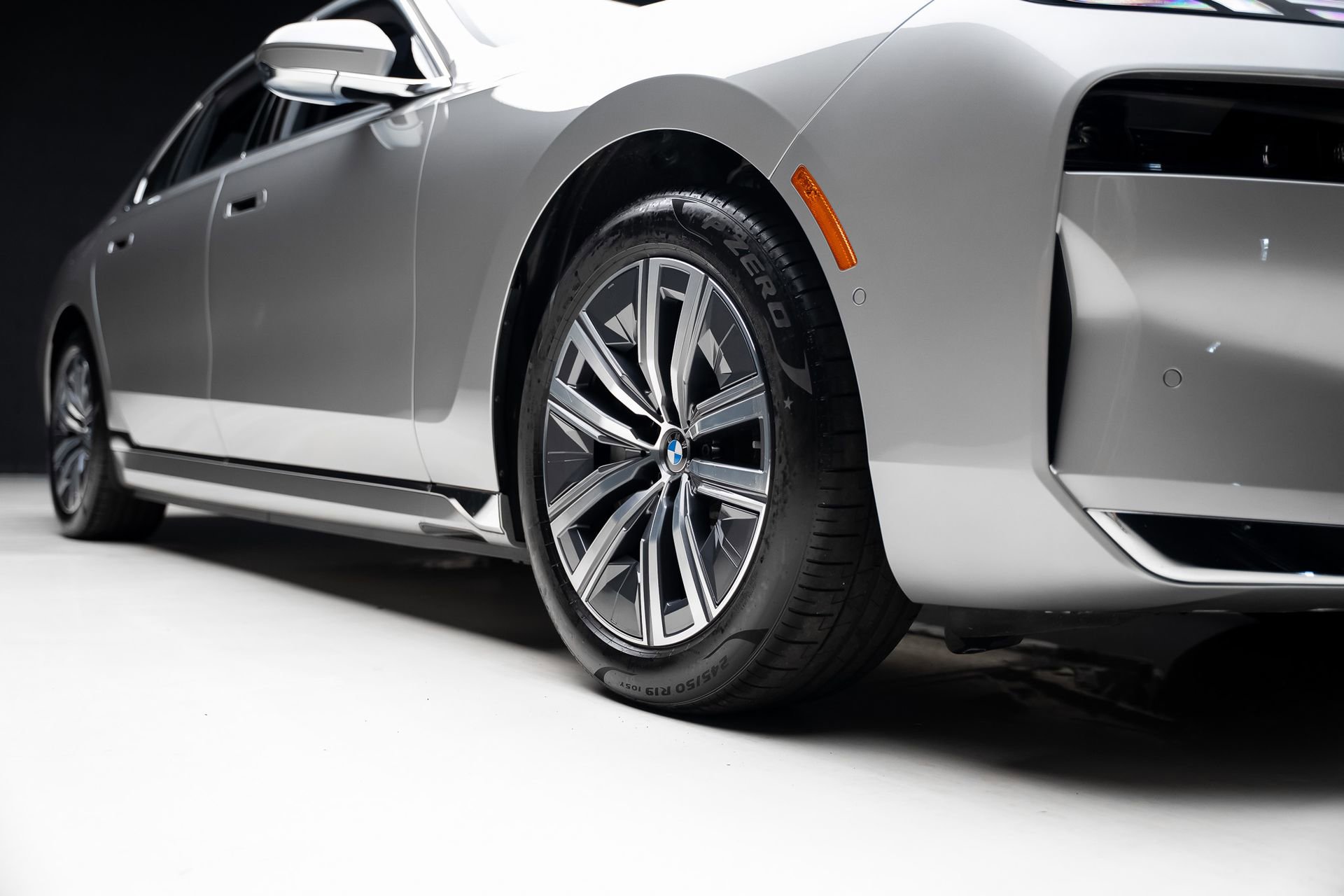 Used 2024 BMW i7 eDrive50 RWD image 79